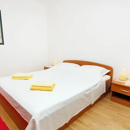 Na Moru 5683b Bobovišća
